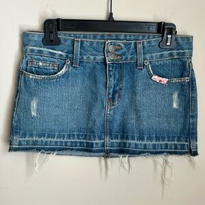 Forever 21 Blue Vintage Distresses Denim Mini Skirt with Floral Details Size 1